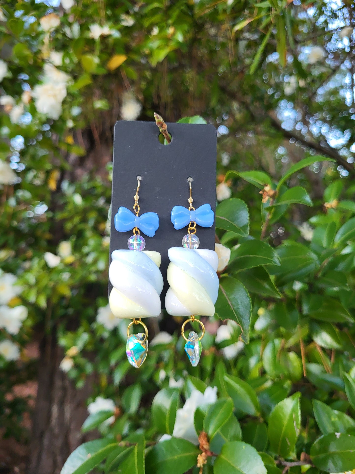 Marshmallow twist earrings