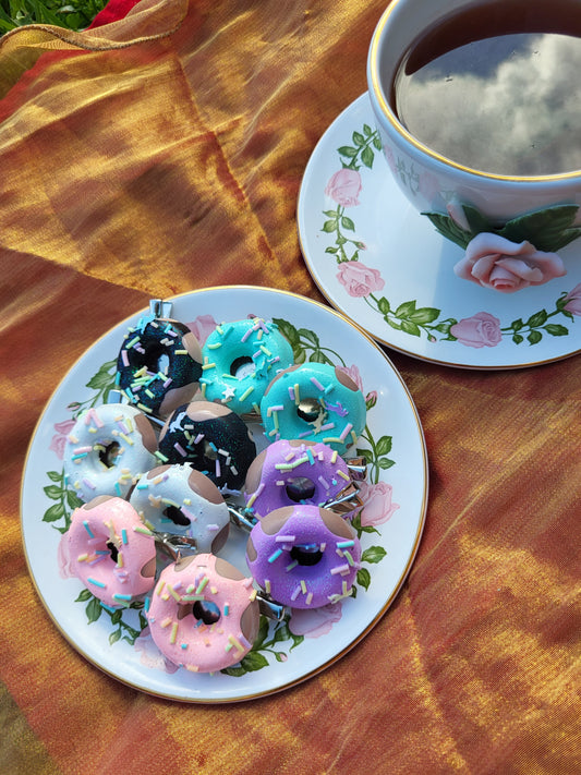 Donut hairclip (mini pair)