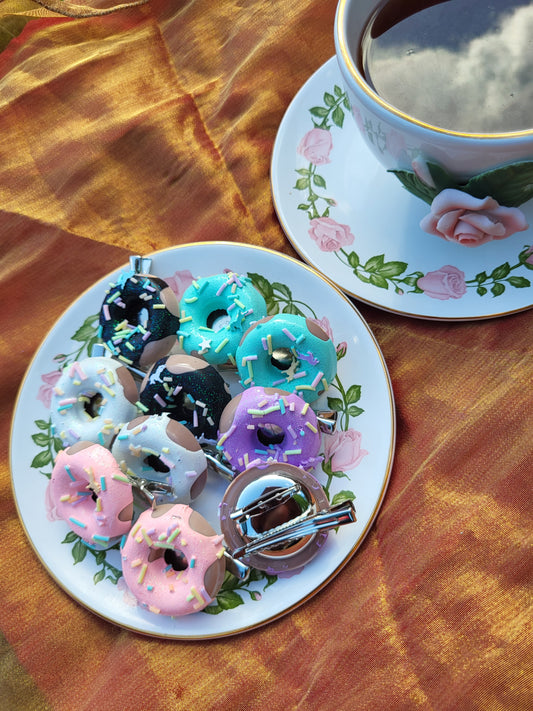 Donut hairclip (mini pair)