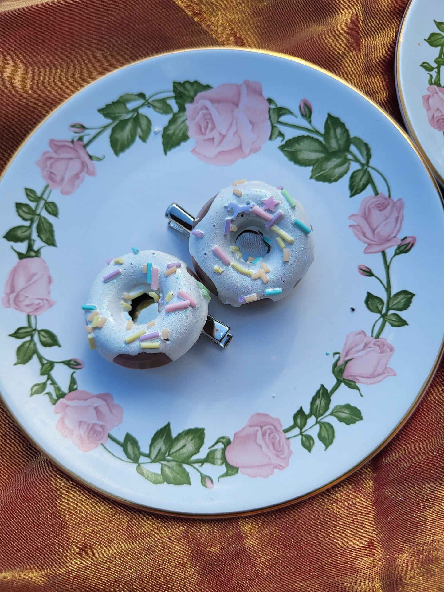 Donut hairclip (mini pair)