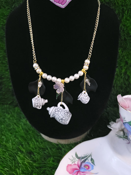 Tea party necklace
