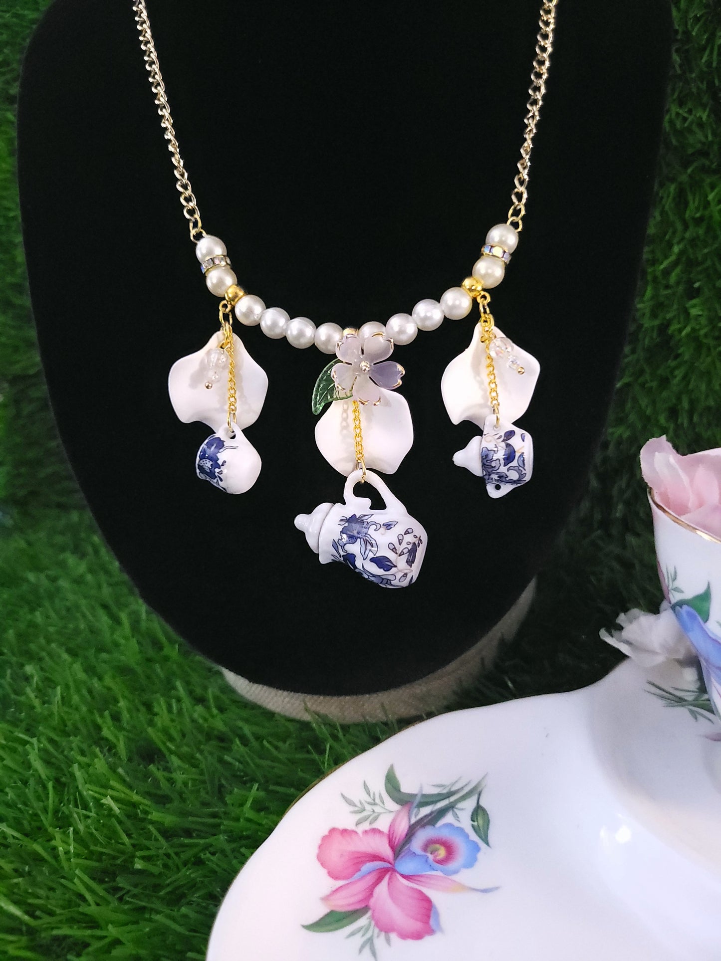 Tea party necklace