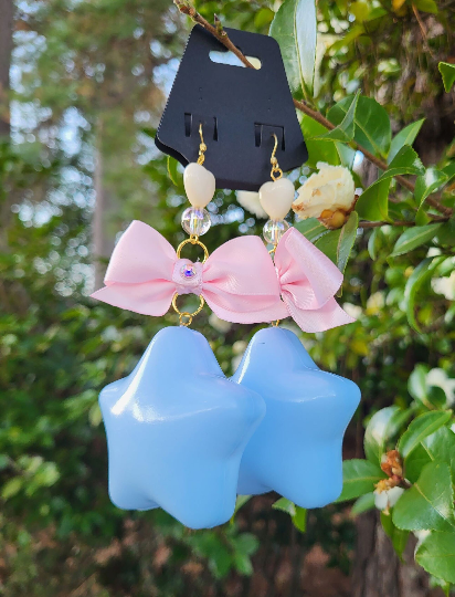 Puffy star earrings