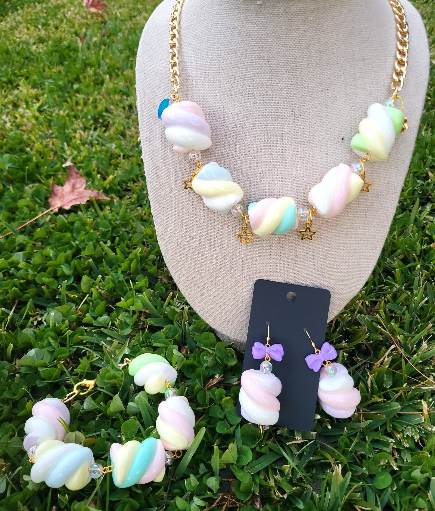 Marshmallow twist Bracelet