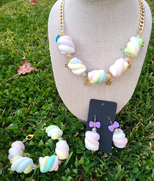 Marshmallow twist Bracelet