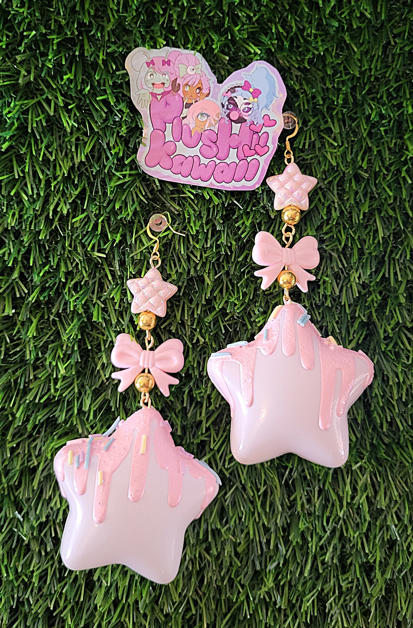 Sweet Puff Star earrings- white base