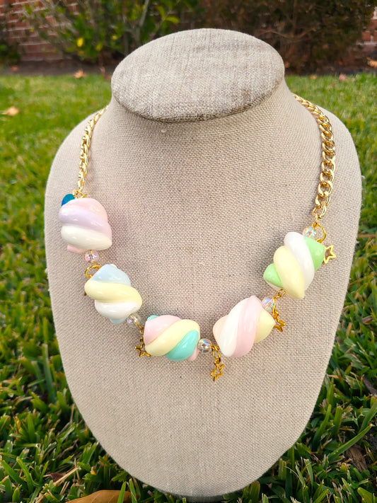 Mashmallow twist necklace
